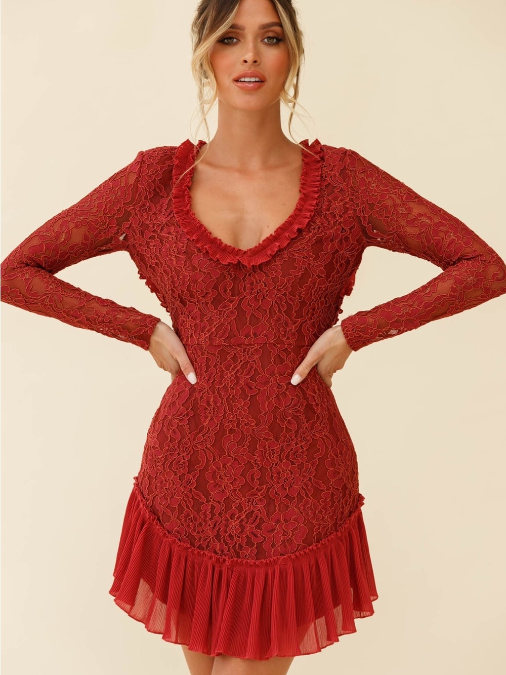 Selfie Leslie dress